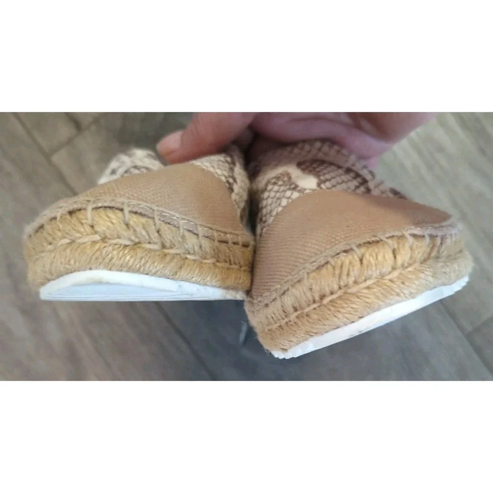 Franco Sarto Womens 9.5 Casey 2 Slip On Loafers As Snake Print Almond Toe Casual